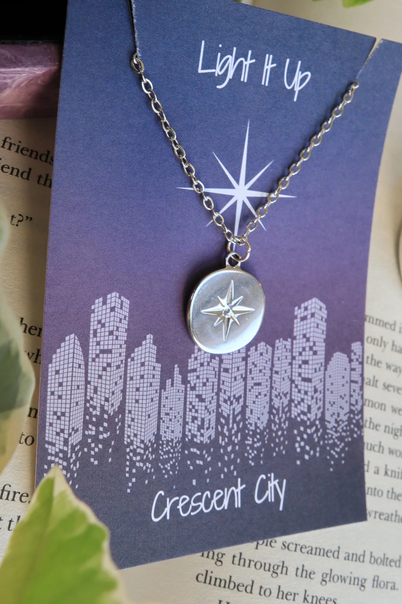 Everlee 'Crescent City' Inspired Light It Up Necklace