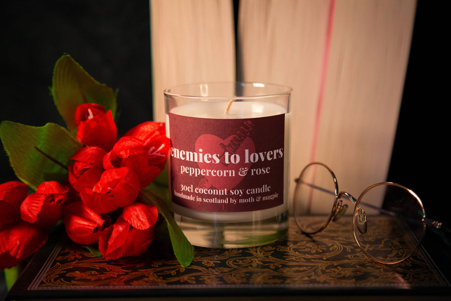 Enemies to Lovers | Handmade 30cl Bookish Candle