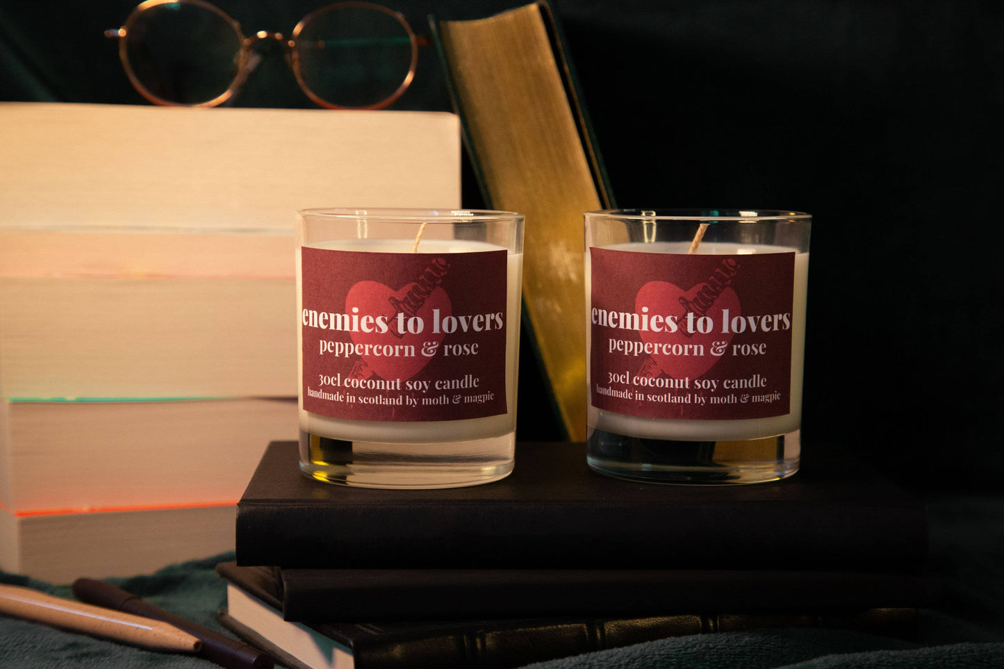 Enemies to Lovers | Handmade 30cl Bookish Candle