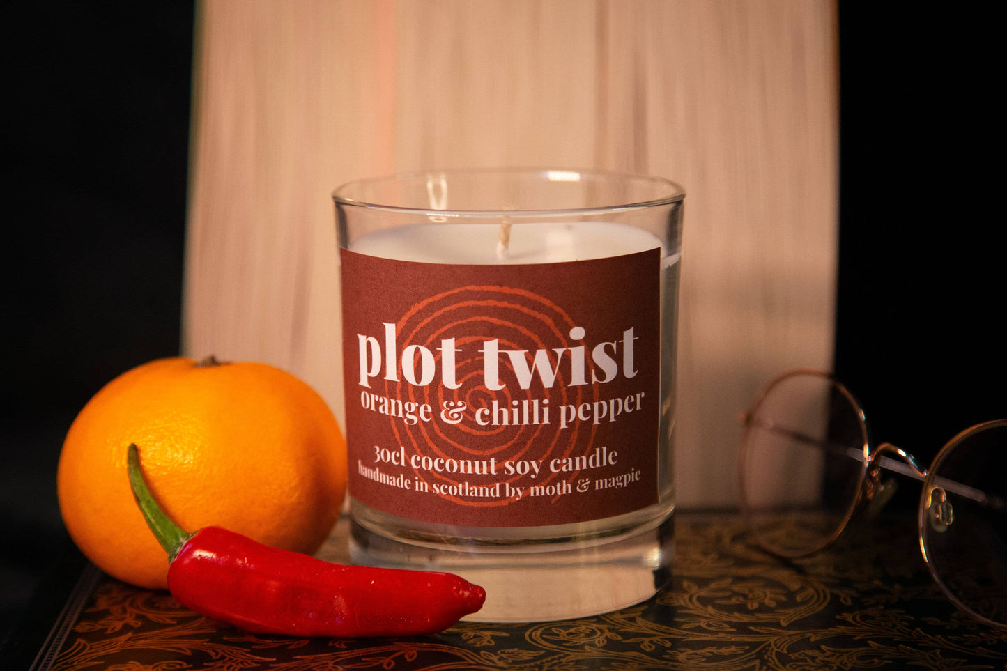 Plot Twist | Handmade 30cl Bookish Candle