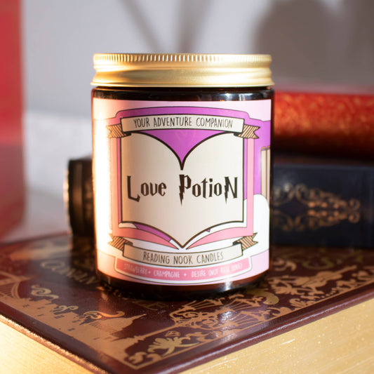 Reading Nook Candle: Love Potion: 6oz